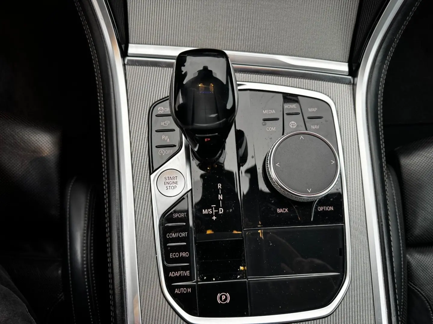 8 Coupe  xDrive M Sport  Laser HUD Leder Cam