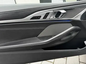 8 Coupe  xDrive M Sport  Laser HUD Leder Cam