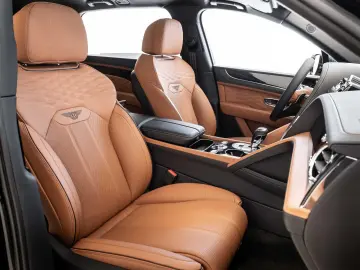 Bentayga EWB AZURE BLACK / TAN / FULL OPTION