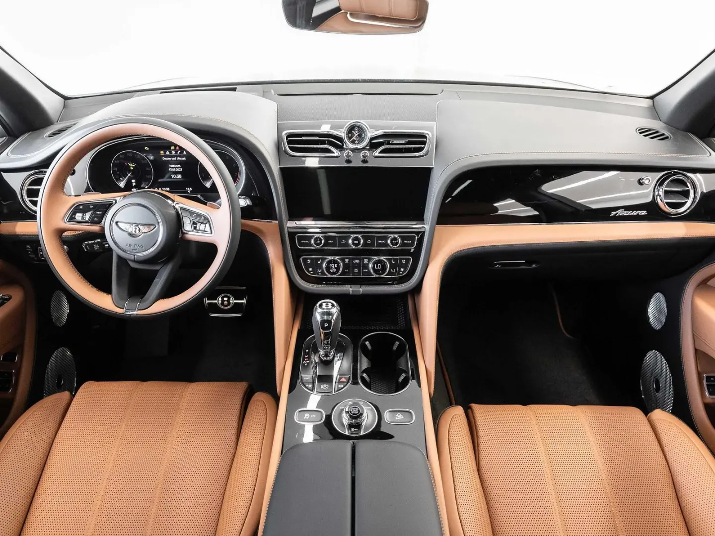 Bentayga EWB AZURE BLACK / TAN / FULL OPTION