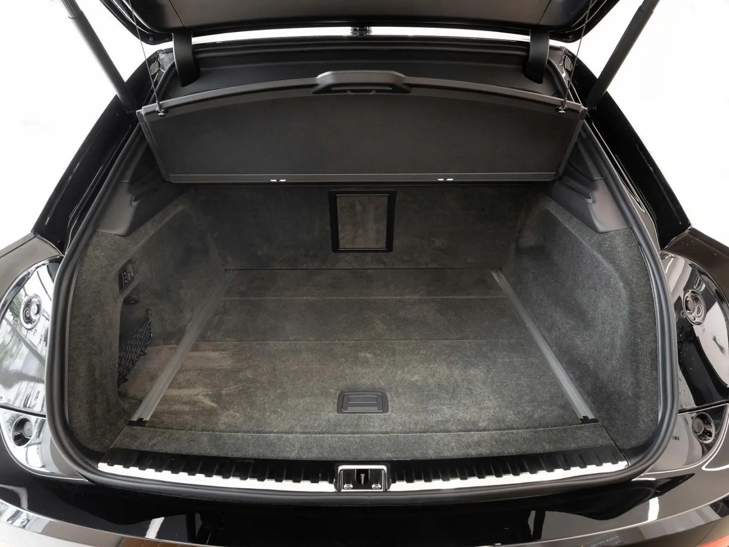 Bentayga EWB AZURE BLACK / TAN / FULL OPTION