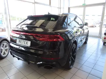 RSQ8 4.0 TFSI quattro  PANO B&O