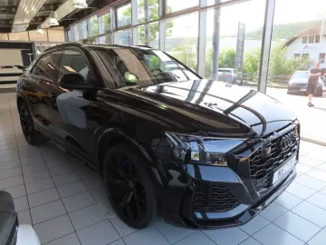 RSQ8 4.0 TFSI quattro  PANO B&O