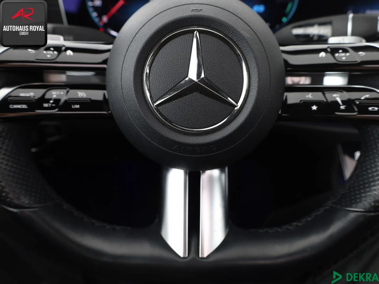 E 300 e AMG NIGHT WIDE,MULTIBEAM,HUD,MEMORY,PANO