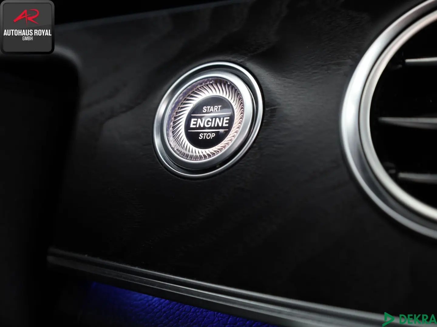 E 300 e AMG NIGHT WIDE,MULTIBEAM,HUD,MEMORY,PANO