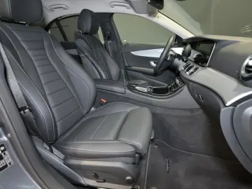 E 300 e AVANTGARDE/SITZKLIMA/LEDER/KAMERA/MBUX