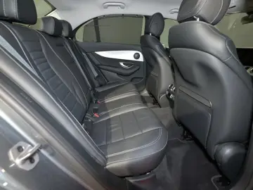 E 300 e AVANTGARDE/SITZKLIMA/LEDER/KAMERA/MBUX