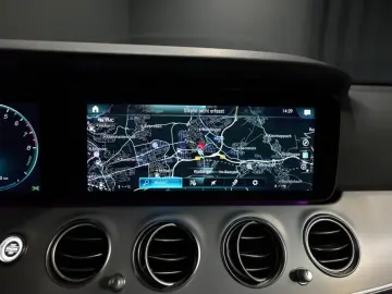 E 300 e AVANTGARDE/SITZKLIMA/LEDER/KAMERA/MBUX