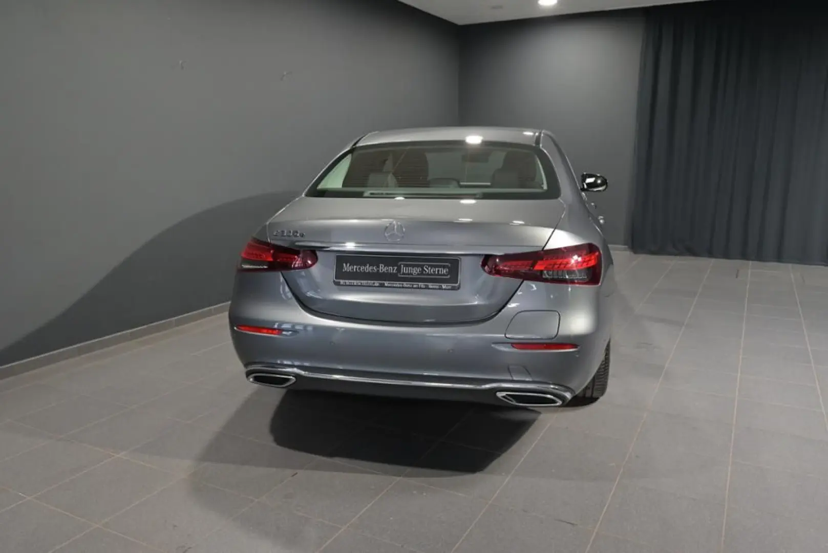 E 300 e AVANTGARDE/SITZKLIMA/LEDER/KAMERA/MBUX