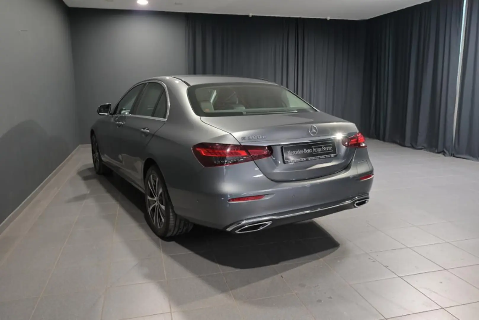 E 300 e AVANTGARDE/SITZKLIMA/LEDER/KAMERA/MBUX