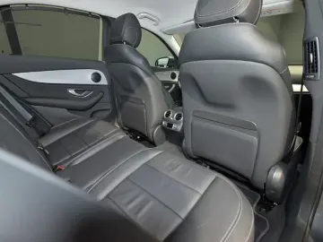E 300 e AVANTGARDE/SITZKLIMA/LEDER/KAMERA/MBUX