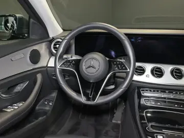 E 300 e AVANTGARDE/SITZKLIMA/LEDER/KAMERA/MBUX