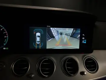 E 300 e AVANTGARDE/SITZKLIMA/LEDER/KAMERA/MBUX