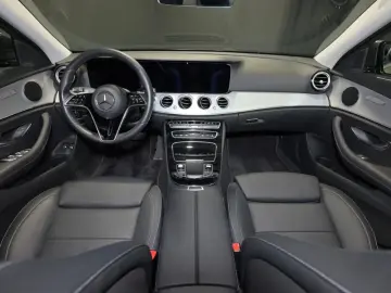 E 300 e AVANTGARDE/SITZKLIMA/LEDER/KAMERA/MBUX
