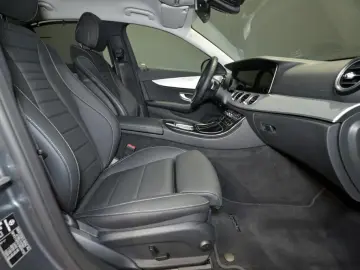 E 300 e AVANTGARDE/SITZKLIMA/LEDER/KAMERA/MBUX