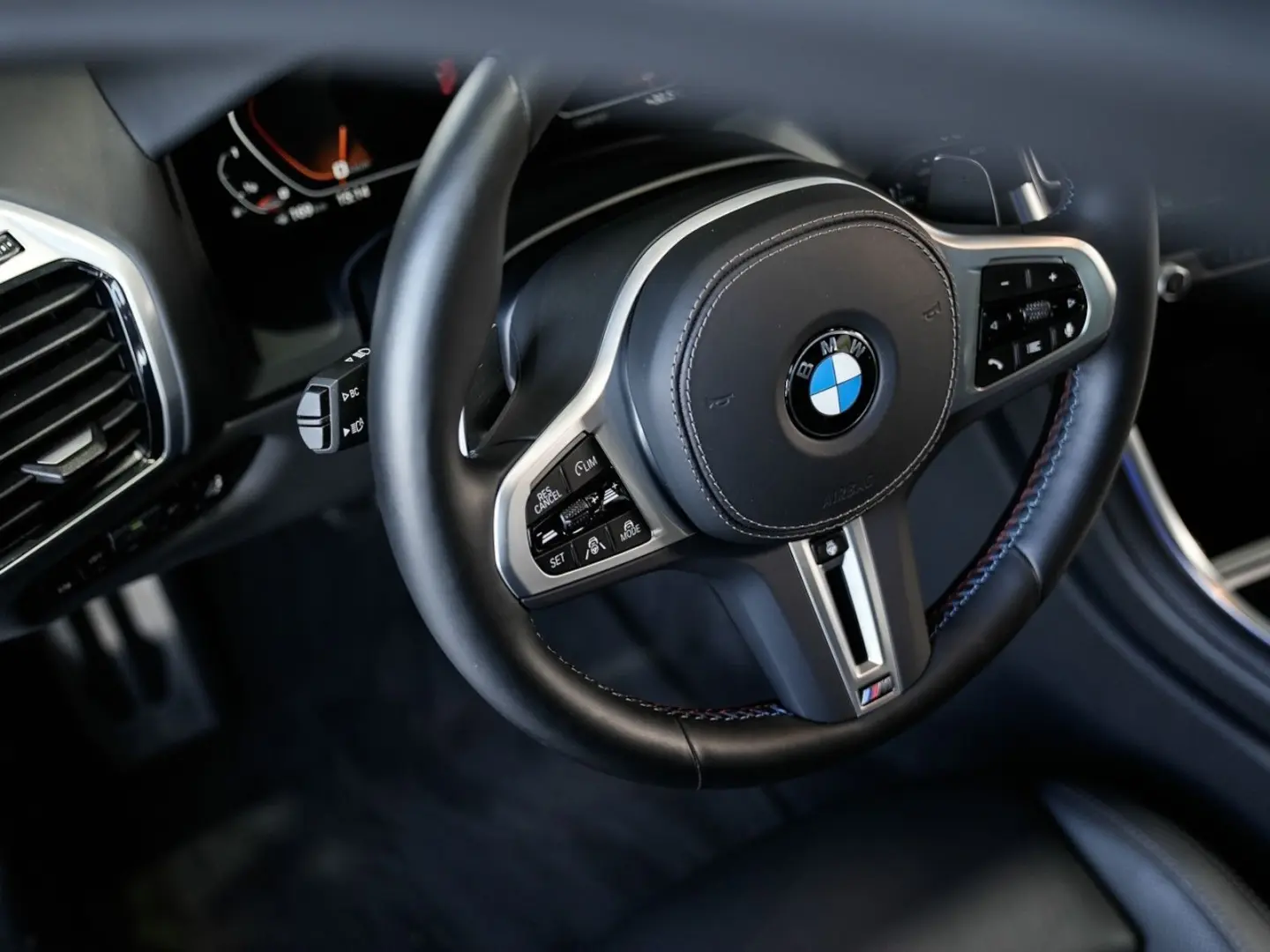 M850 i xDrive Gran Coupe Belüftung 360K Panorama