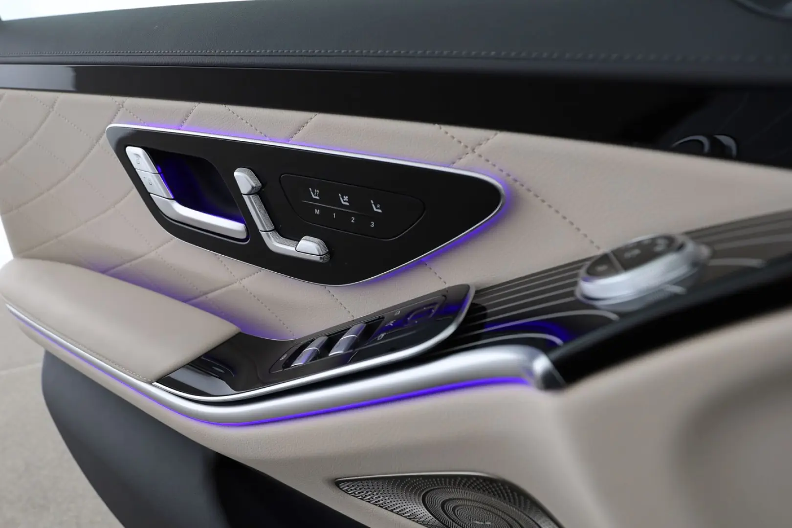 S 580 4M L AMG Standhz Massage Leder beige HUD