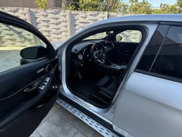Mercedes-Benz GLC 250