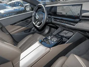520i Limo. M Sport HuD+AHK+LED+Alarm+Komfortsitz