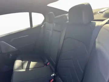 BMW 520i 599,-/0Anz M-Sport HUD SView DAPlus H/K AHK