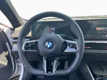 BMW 520i 599,-/0Anz M-Sport HUD SView DAPlus H/K AHK