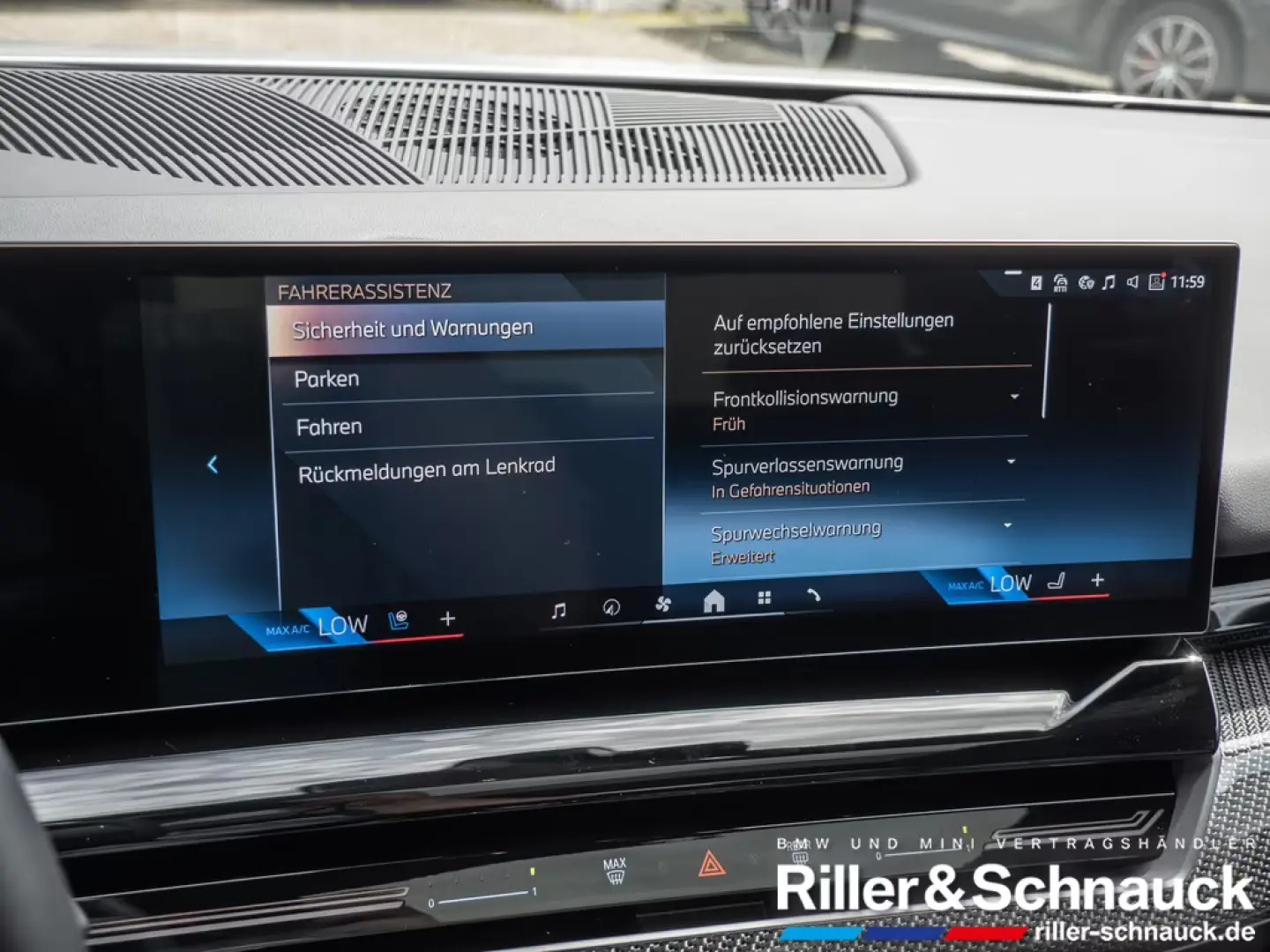 BMW 520i M-Sport PANO+STANDHZG+HK+ACC+HUD