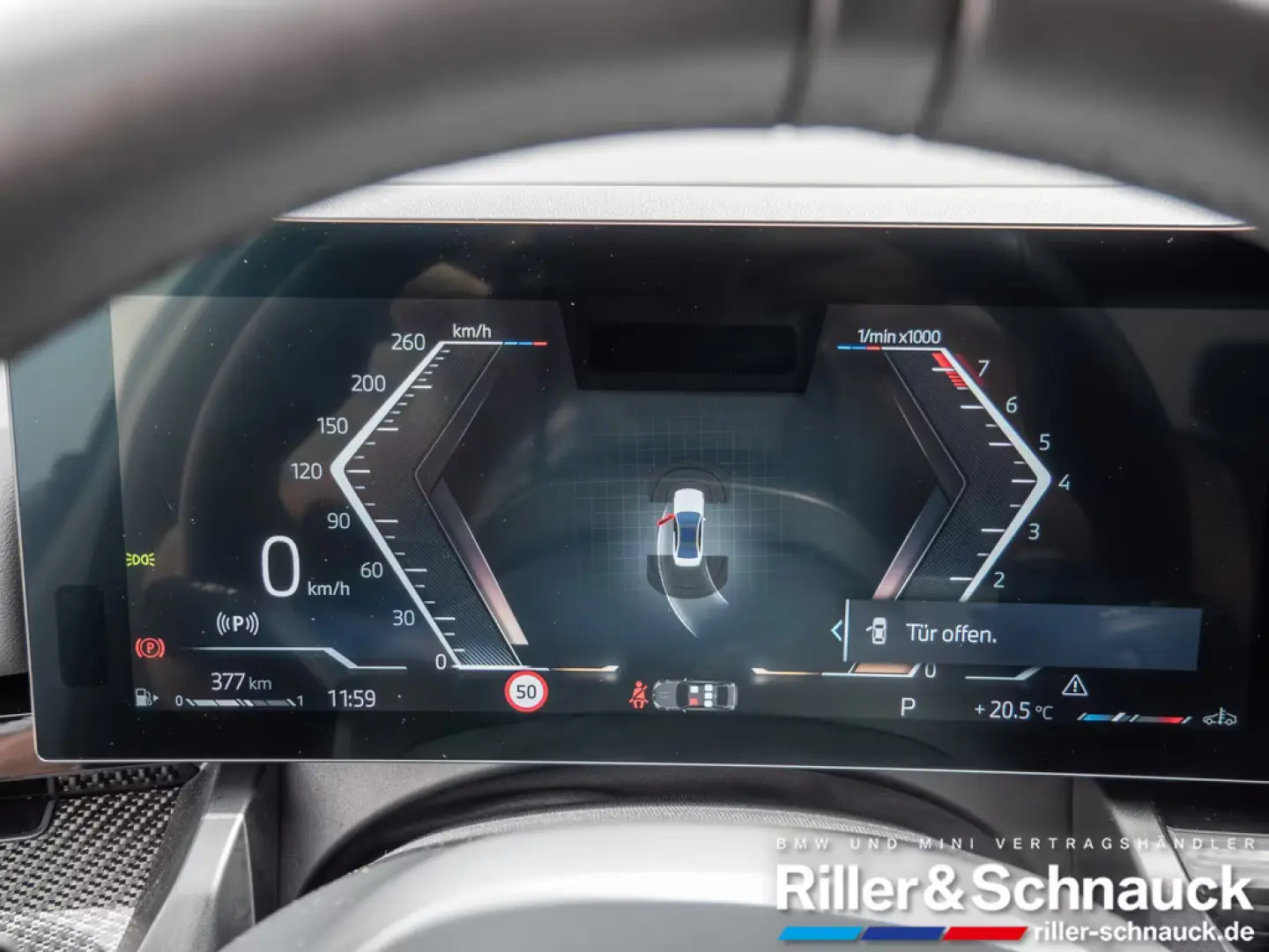 BMW 520i M-Sport PANO+STANDHZG+HK+ACC+HUD