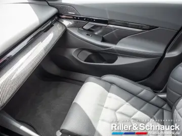 BMW 520i M-Sport PANO+STANDHZG+HK+ACC+HUD