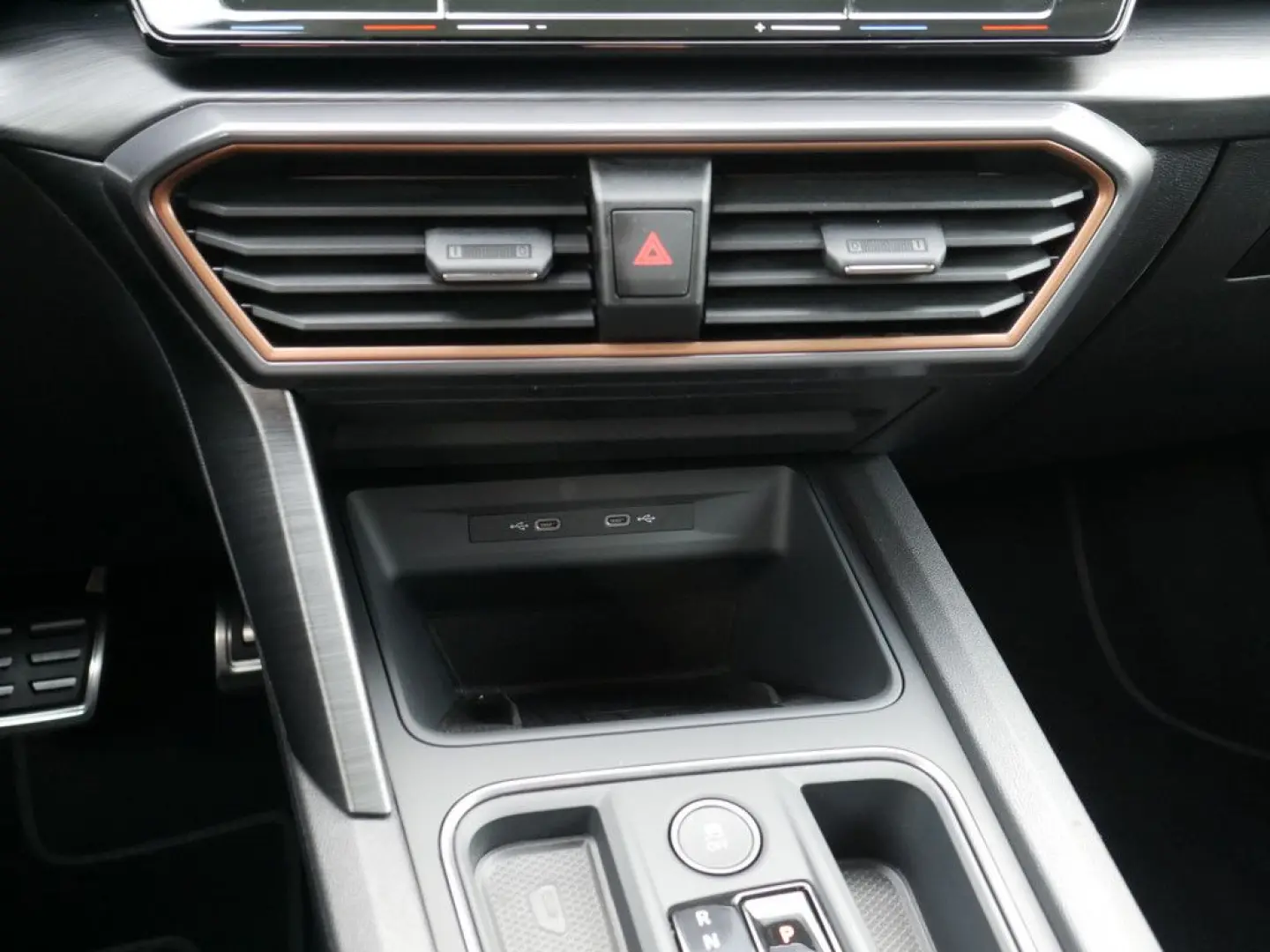Formentor 2.0 TSI VZ 4Drive BEATS COPPER AHK LED