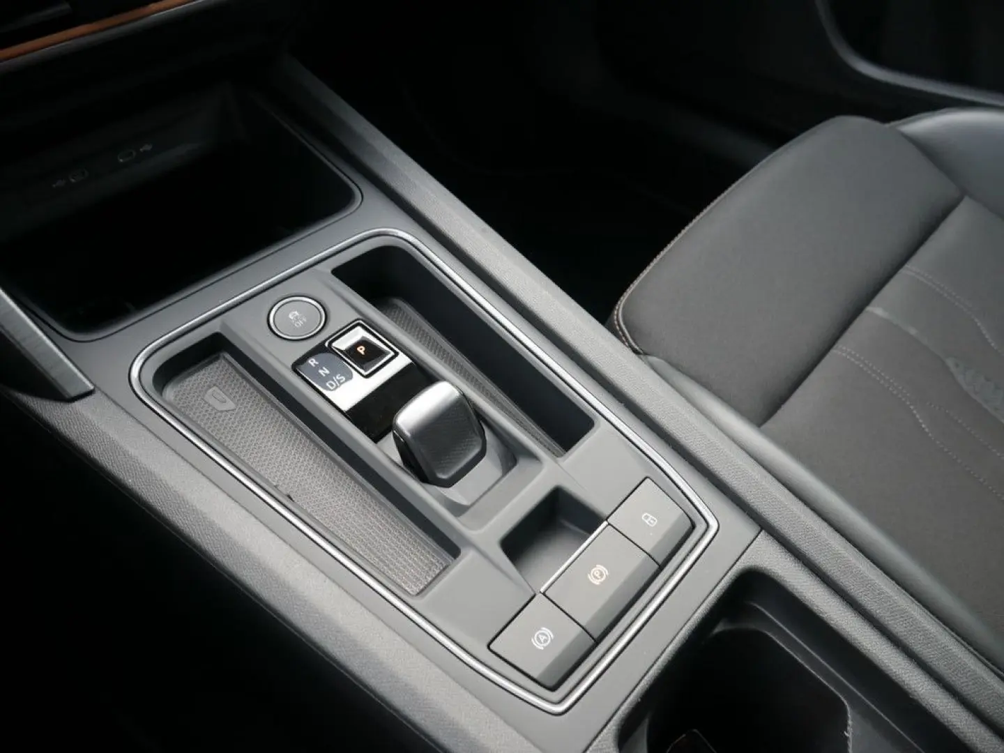 Formentor 2.0 TSI VZ 4Drive BEATS COPPER AHK LED