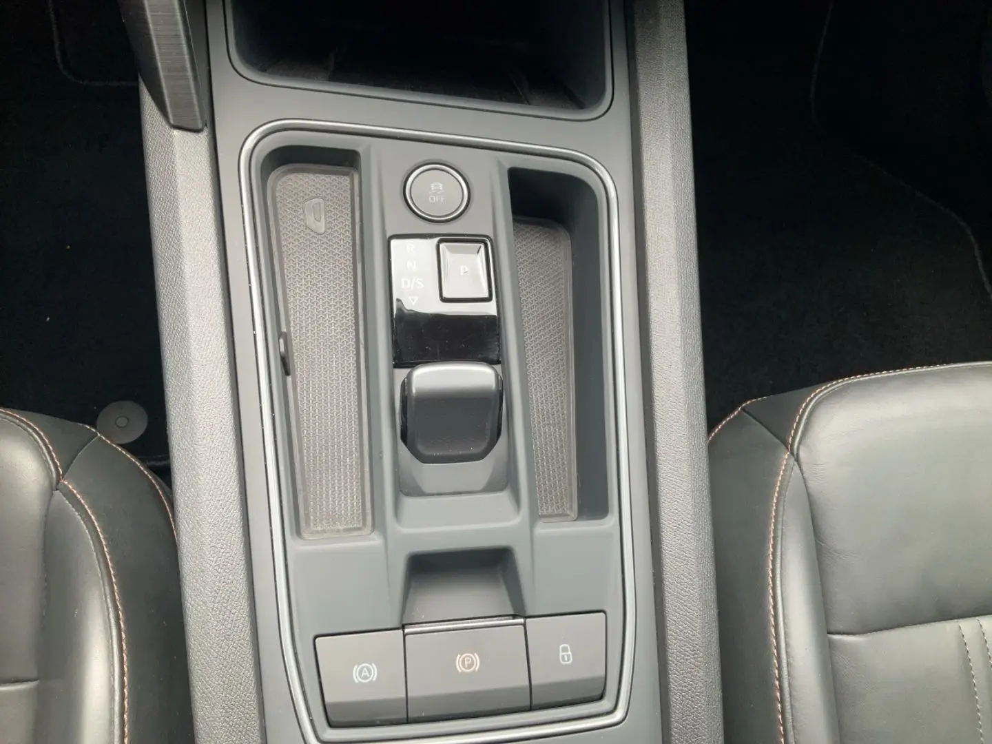 Formentor VZ 4Drive 2.0 TSI AHK Navi Lederpaket 