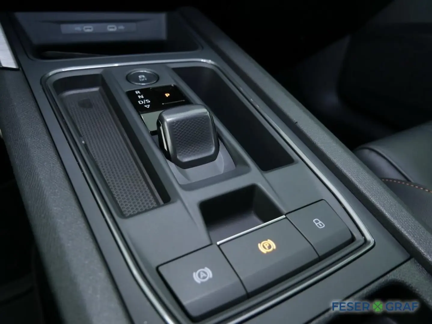 Formentor VZ5 FORMENtOR 2,5 TFSI Matrix LM20 ACC