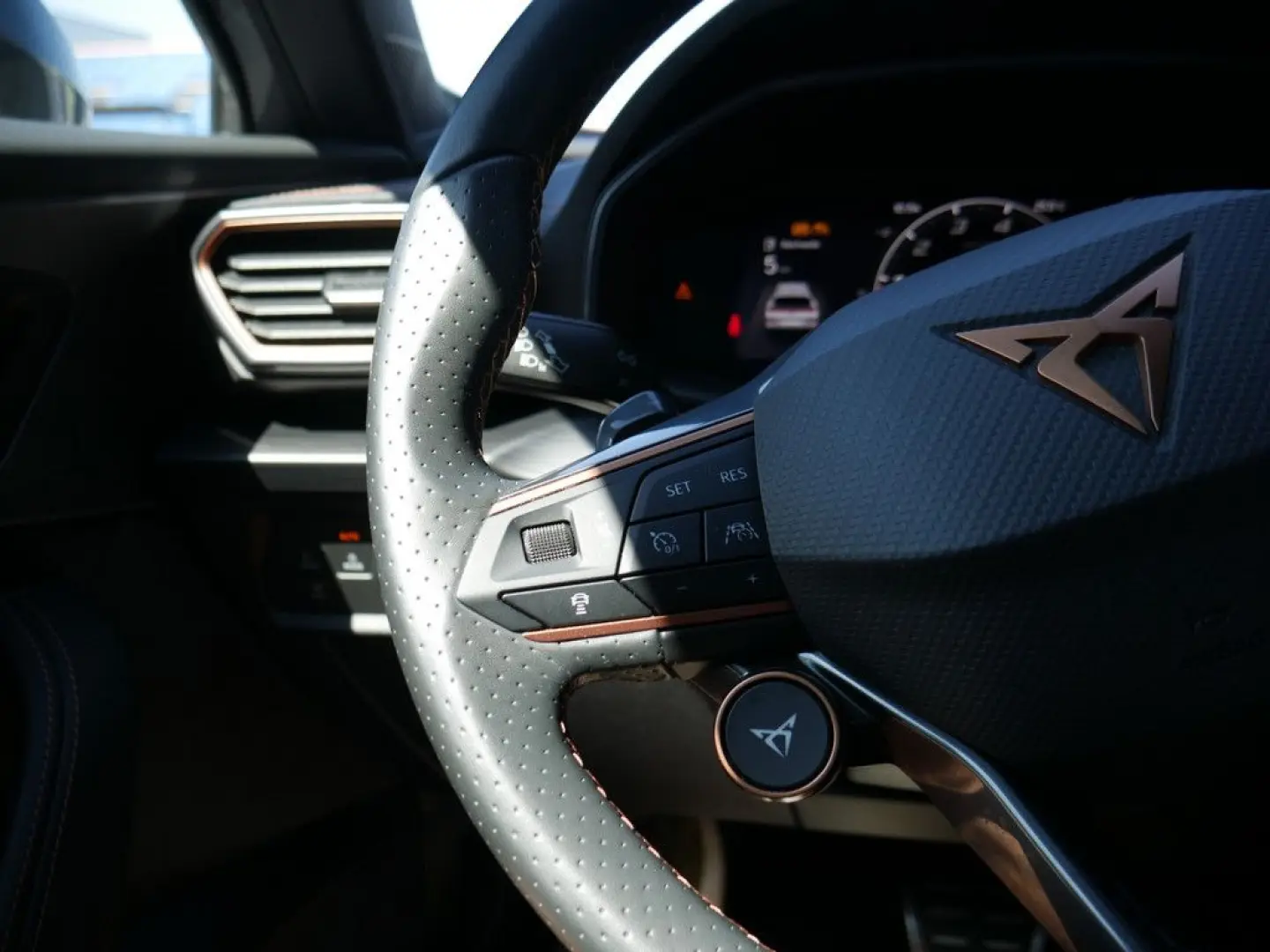Formentor 2.0 TSI VZ 4Drive COPPER NAVI ACC LED