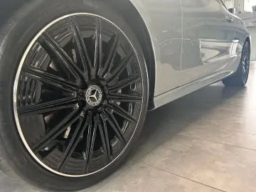 CLE Coupe 300 AMG 4M PANORAMA-BURMESTER-360°DIGI