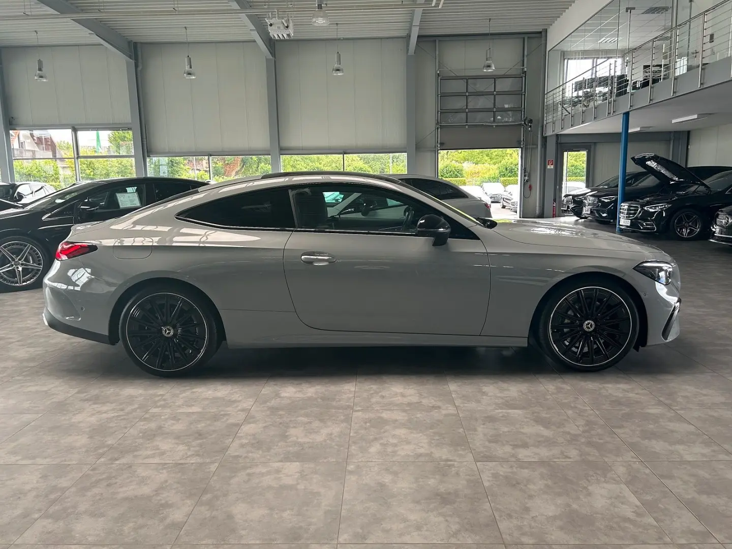 CLE Coupe 300 AMG 4M PANORAMA-BURMESTER-360°DIGI