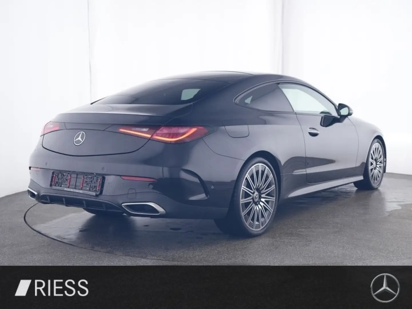 CLE 450 4M AMG Sport Night Distr Pano W-Paket 36