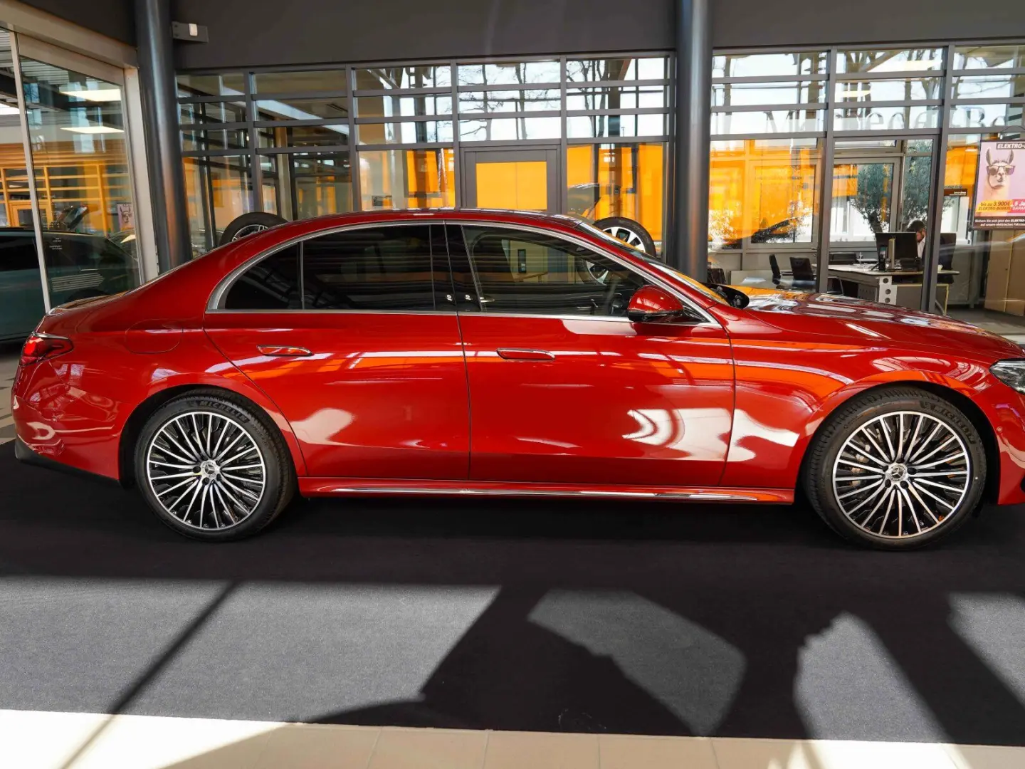 E 300 e AMG Line Premium Burmester 4D Assistenz