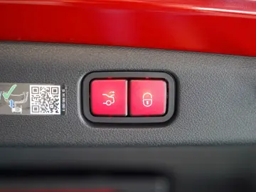 E 300 e AMG Line Premium Burmester 4D Assistenz