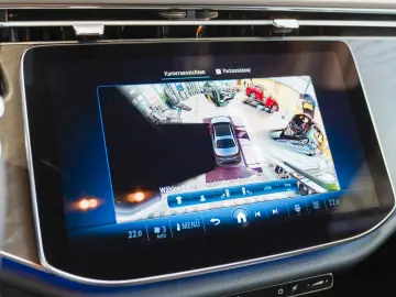 E 300 e AMG Line Premium Burmester 4D Assistenz