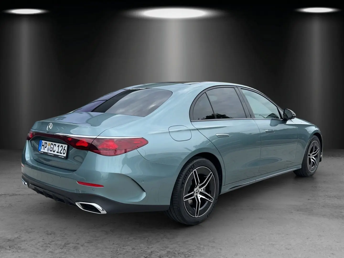 E 200 AMG Pano DISTRO Kamera NIGHT KeyGO 19