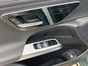 E 200 AMG Pano DISTRO Kamera NIGHT KeyGO 19