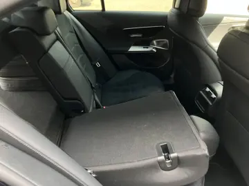 E 300 e Limousine AMG Line *Dig.Light*AHK*360°K*