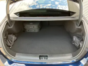 E 300 e Limousine AMG Line *Dig.Light*AHK*360°K*