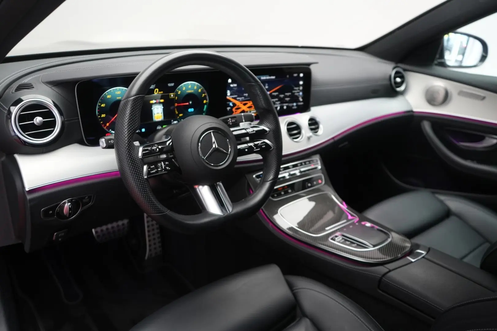 E 300 e 9G-Tronic AMG Navi/Leder/Distronic/Kamer