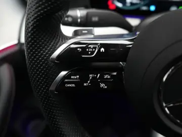 E 300 e 9G-Tronic AMG Navi/Leder/Distronic/Kamer