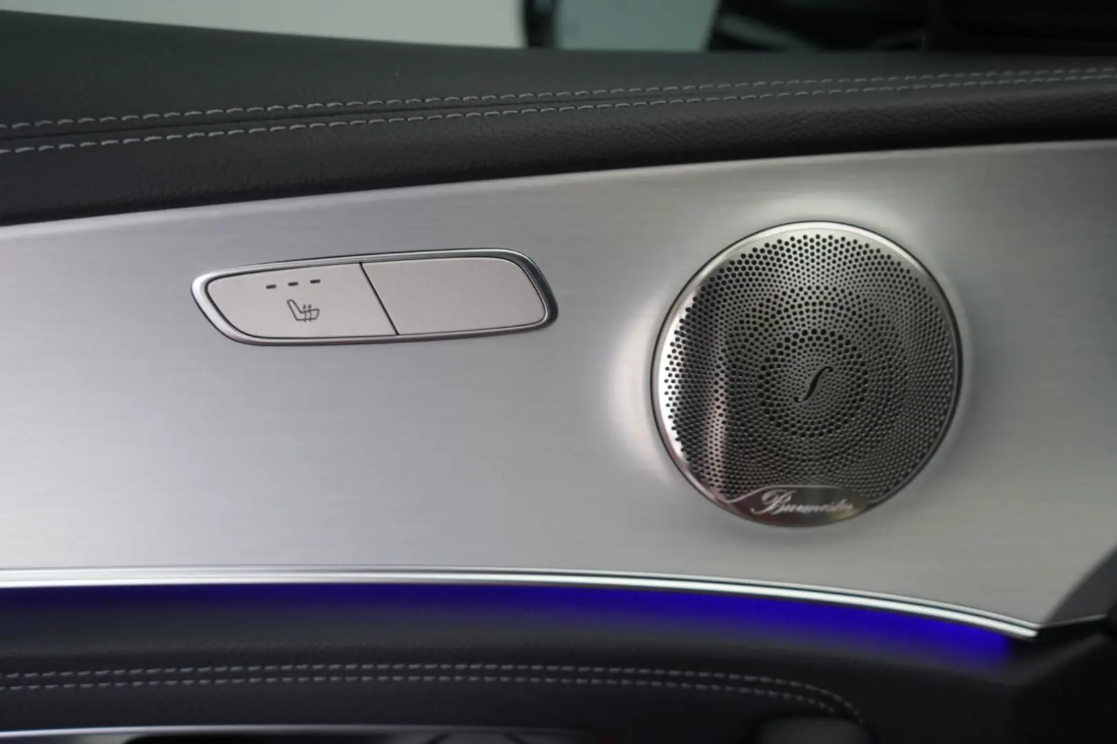 E 300 e 9G-Tronic AMG Navi/Leder/Distronic/Kamer