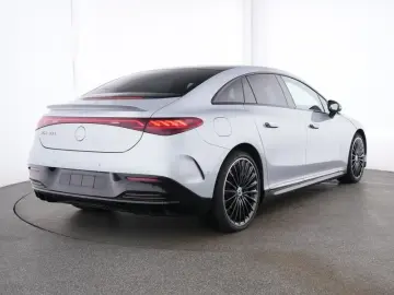 EQE 300 AMG+21'+Hyper+Airmatic+Niht+Digital+Pano