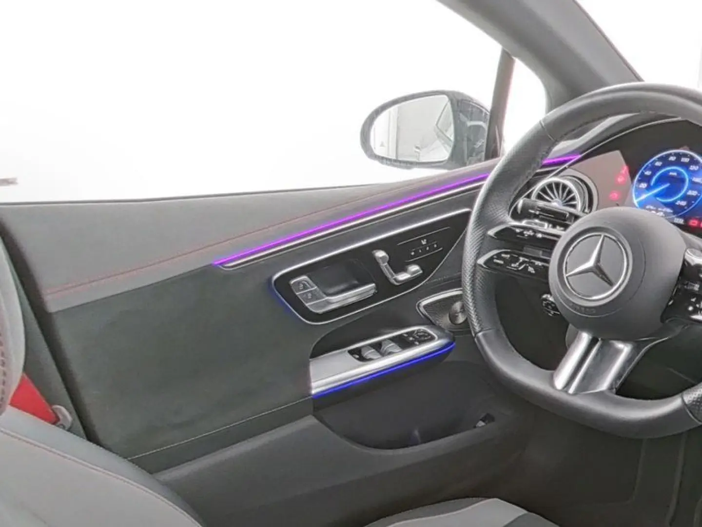 EQE 300 AMG+21'+Hyper+Airmatic+Niht+Digital+Pano