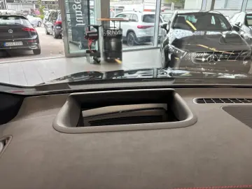 EQE 350 4M PREMIUM PLUS AMG+AIRMATIC+PANO+NIGHT