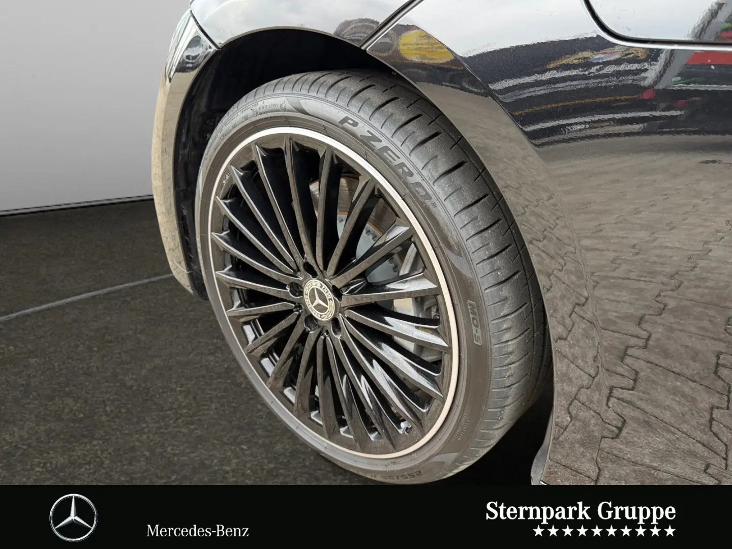 EQE 300 AMG Distro+Airmatic+Night+AHK+Burmester+